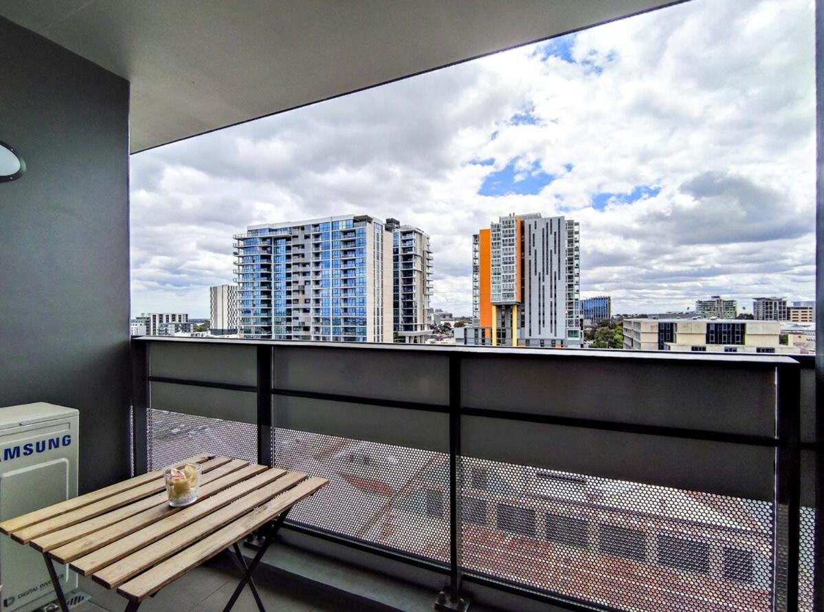 Walk To Central Market Parking Gym&Pool City View Apartment Adelaide Exterior photo